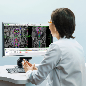 Photo of Consultant Studying Oncentra Brachytherapy Images.png